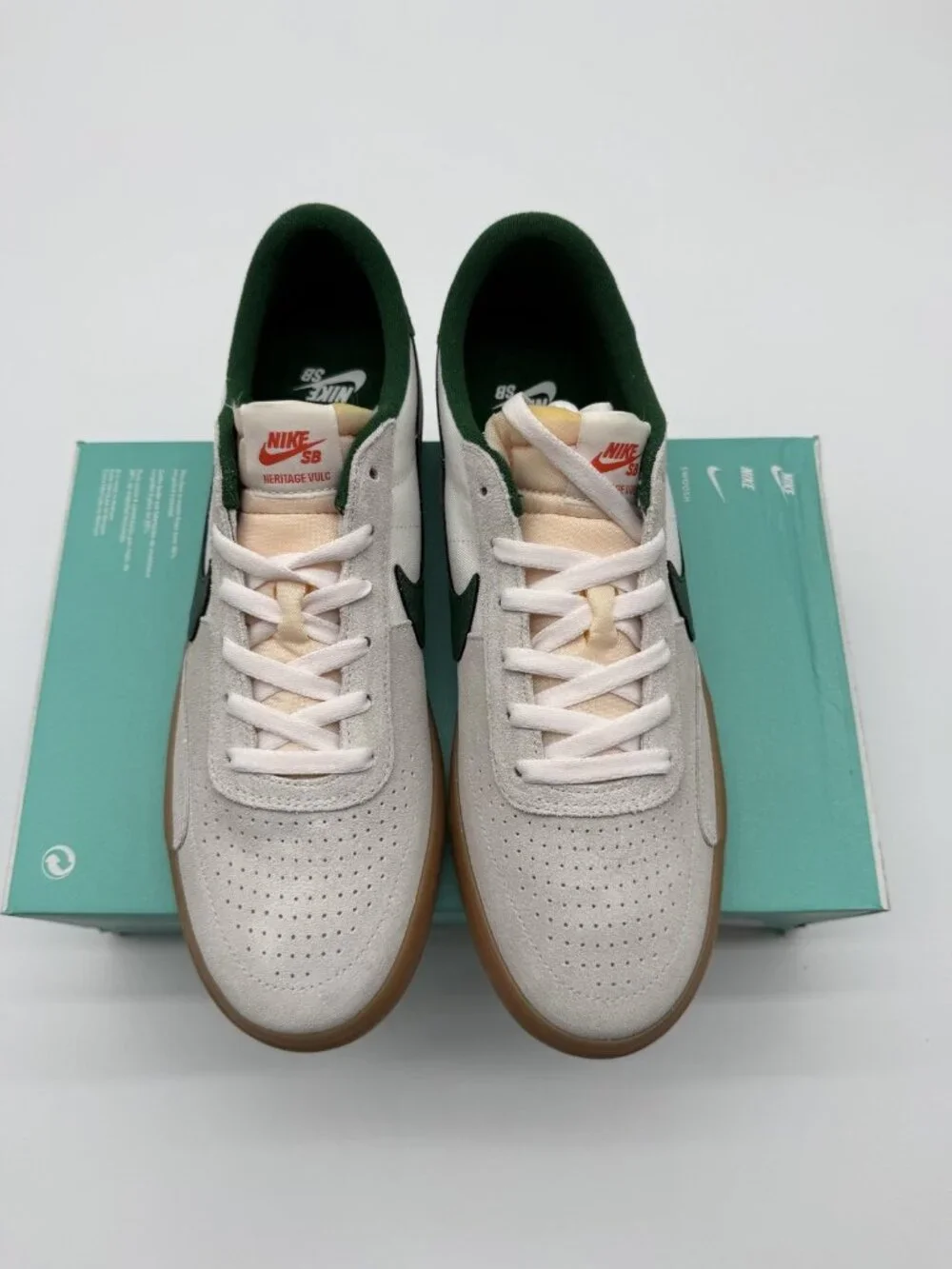 New Nike SB Heritage Vulc Shoes Mens Size 10 White Green Suede Skate CD5010 104